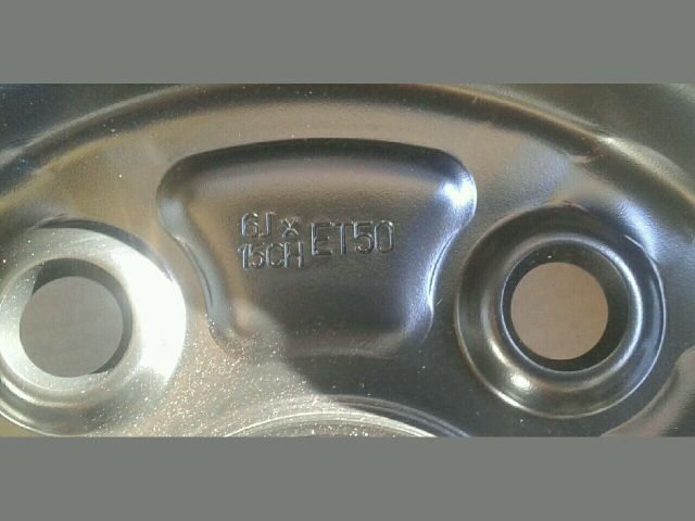 bontott SUZUKI SWIFT III Acélfelni (1 db)