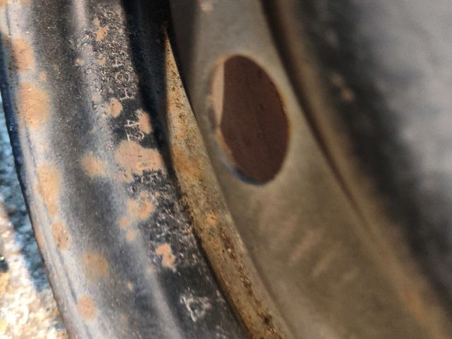 bontott SUZUKI SWIFT III Acélfelni (1 db)