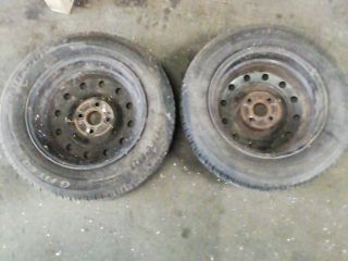 bontott SUZUKI SWIFT III Acélfelni Pár Gumival