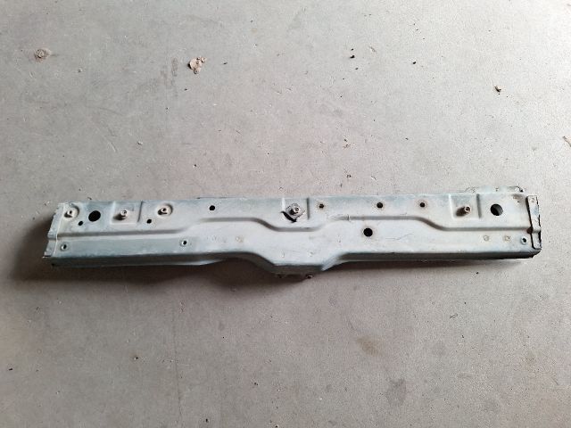 bontott SUZUKI SWIFT III Alsó Kereszttartó