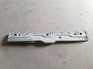 bontott SUZUKI SWIFT III Alsó Kereszttartó