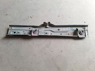 bontott SUZUKI SWIFT III Alsó Kereszttartó