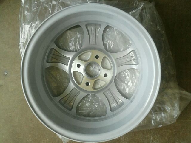 bontott SUZUKI SWIFT III Alufelni (1 db)