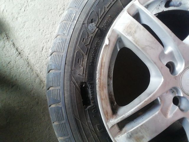 bontott SUZUKI SWIFT III Alufelni Szett Gumival