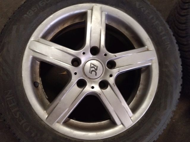 bontott SUZUKI SWIFT III Alufelni Szett Gumival