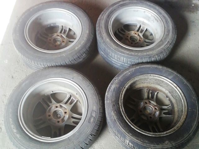 bontott SUZUKI SWIFT III Alufelni Szett Gumival