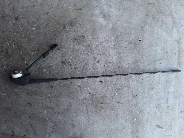 bontott SUZUKI SWIFT III Antenna