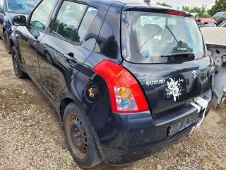 bontott SUZUKI SWIFT III Bal C Oszlop Burkolat