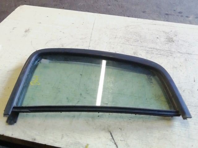 bontott SUZUKI SWIFT III Bal C Oszlop Oldalablak Üveg