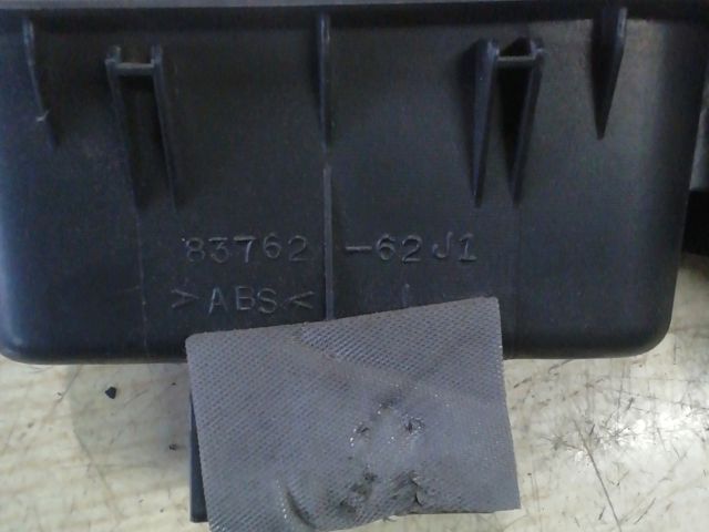 bontott SUZUKI SWIFT III Bal első Ablakemelő Kapcsoló