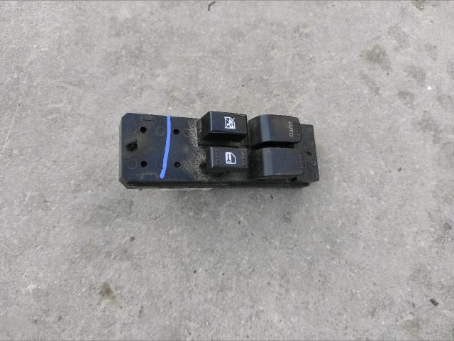 bontott SUZUKI SWIFT III Bal első Ablakemelő Kapcsoló