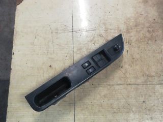 bontott SUZUKI SWIFT III Bal első Ablakemelő Kapcsoló