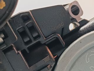 bontott SUZUKI SWIFT III Bal első Ablakemelő Motor