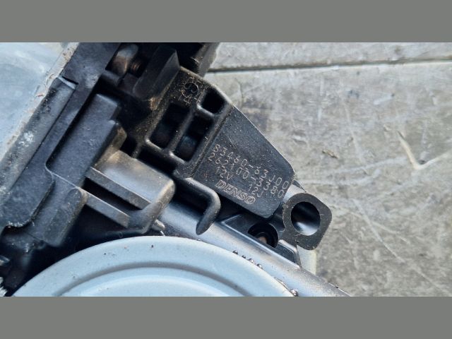 bontott SUZUKI SWIFT III Bal első Ablakemelő Szerkezet (Elektromos)