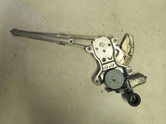 bontott SUZUKI SWIFT III Bal első Ablakemelő Szerkezet (Elektromos)