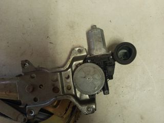 bontott SUZUKI SWIFT III Bal első Ablakemelő Szerkezet (Elektromos)