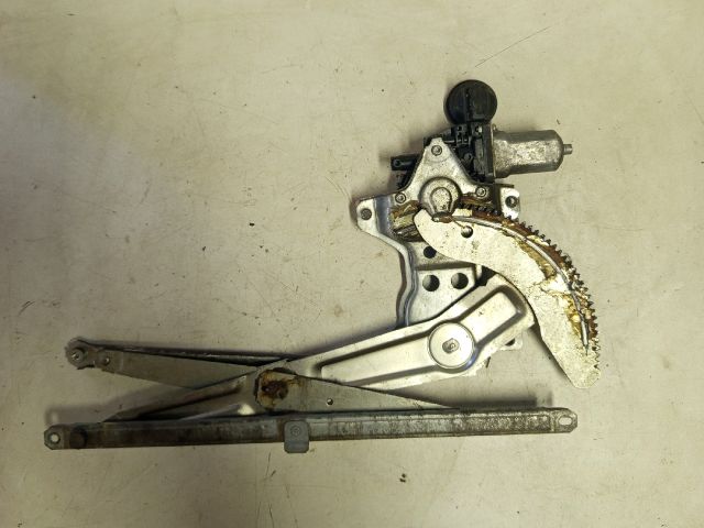 bontott SUZUKI SWIFT III Bal első Ablakemelő Szerkezet (Elektromos)