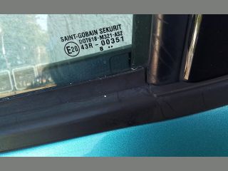 bontott SUZUKI SWIFT III Bal első Ablakemelő Szerkezet (Elektromos)