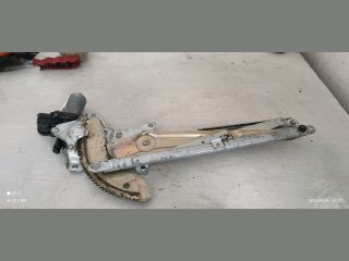 bontott SUZUKI SWIFT III Bal első Ablakemelő Szerkezet (Elektromos)