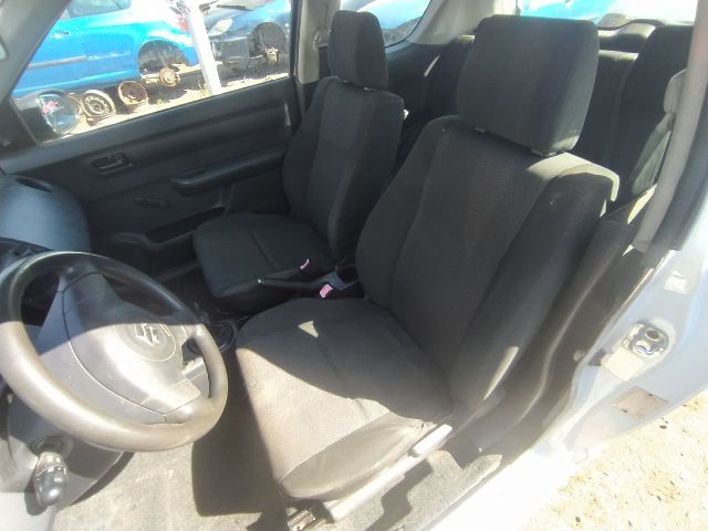 bontott SUZUKI SWIFT III Bal első Ablakemelő Szerkezet (Mechanikus)