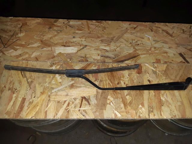 bontott SUZUKI SWIFT III Bal első Ablaktörlő Kar