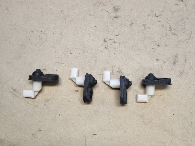 bontott SUZUKI SWIFT III Bal első Ajtó Nyitás Érzékelő