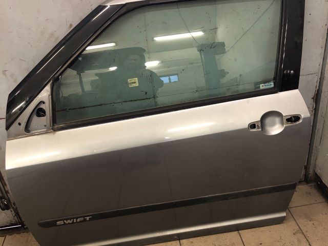 bontott SUZUKI SWIFT III Bal első Ajtó (Üres lemez)