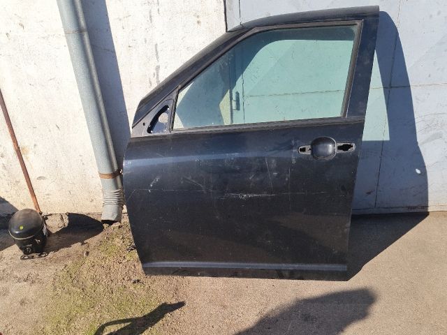 bontott SUZUKI SWIFT III Bal első Ajtó (Üres lemez)