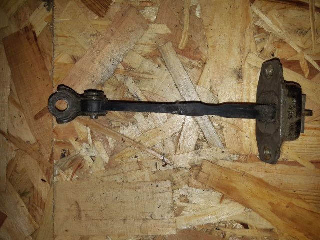 bontott SUZUKI SWIFT III Bal első Ajtóhatároló