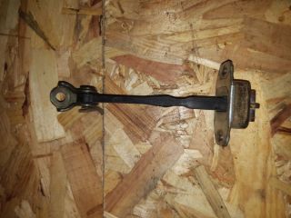 bontott SUZUKI SWIFT III Bal első Ajtóhatároló