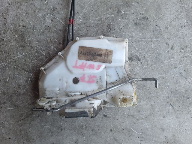 bontott SUZUKI SWIFT III Bal első Ajtózár