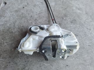 bontott SUZUKI SWIFT III Bal első Ajtózár