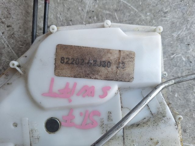 bontott SUZUKI SWIFT III Bal első Ajtózár