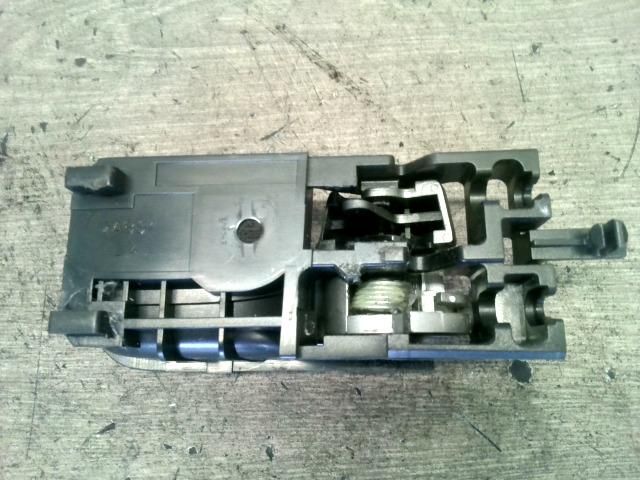 bontott SUZUKI SWIFT III Bal első Belső Kilincs