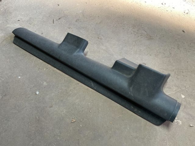 bontott SUZUKI SWIFT III Bal első Belső Küszöb Burkolat