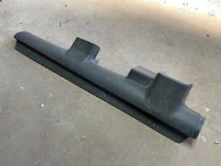 bontott SUZUKI SWIFT III Bal első Belső Küszöb Burkolat