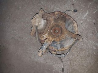 bontott SUZUKI SWIFT III Bal első Csonkállvány Kerékaggyal