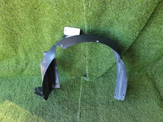 bontott SUZUKI SWIFT III Bal első Dobbetét (Kerékjárati, Műanyag)