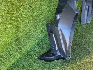 bontott SUZUKI SWIFT III Bal első Dobbetét (Kerékjárati, Műanyag)