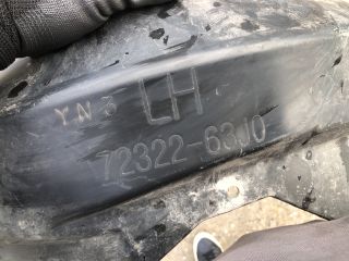 bontott SUZUKI SWIFT III Bal első Dobbetét (Kerékjárati, Műanyag)