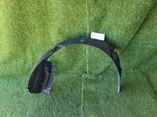 bontott SUZUKI SWIFT III Bal első Dobbetét (Kerékjárati, Műanyag)