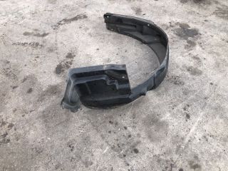 bontott SUZUKI SWIFT III Bal első Dobbetét (Kerékjárati, Műanyag)