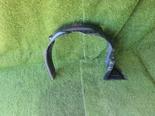 bontott SUZUKI SWIFT III Bal első Dobbetét (Kerékjárati, Műanyag)