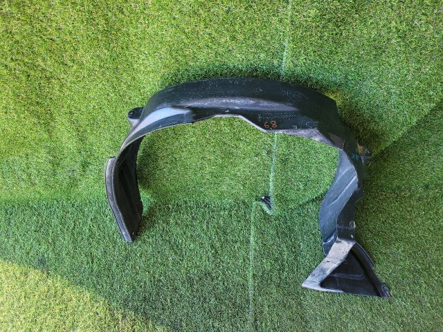 bontott SUZUKI SWIFT III Bal első Dobbetét (Kerékjárati, Műanyag)