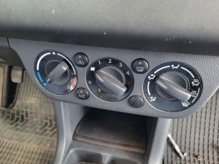 bontott SUZUKI SWIFT III Bal első Felső Zsanér