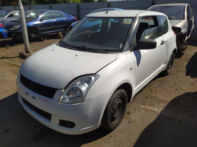 bontott SUZUKI SWIFT III Bal első Gumikéder
