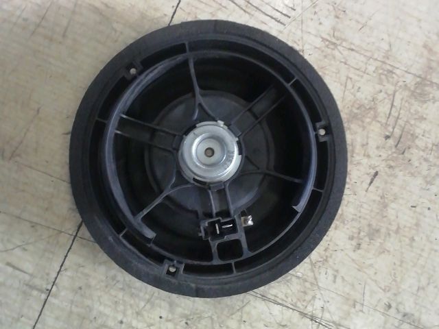 bontott SUZUKI SWIFT III Bal első Hangszóró