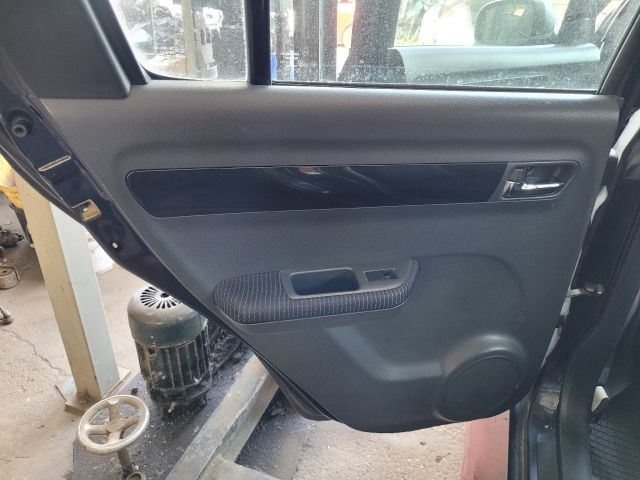 bontott SUZUKI SWIFT III Bal első Kilincs Bowden