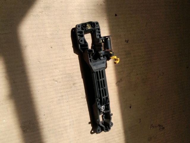 bontott SUZUKI SWIFT III Bal első Kilincs Hátulja