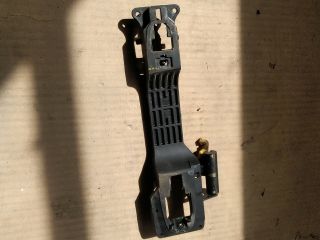 bontott SUZUKI SWIFT III Bal első Kilincs Hátulja